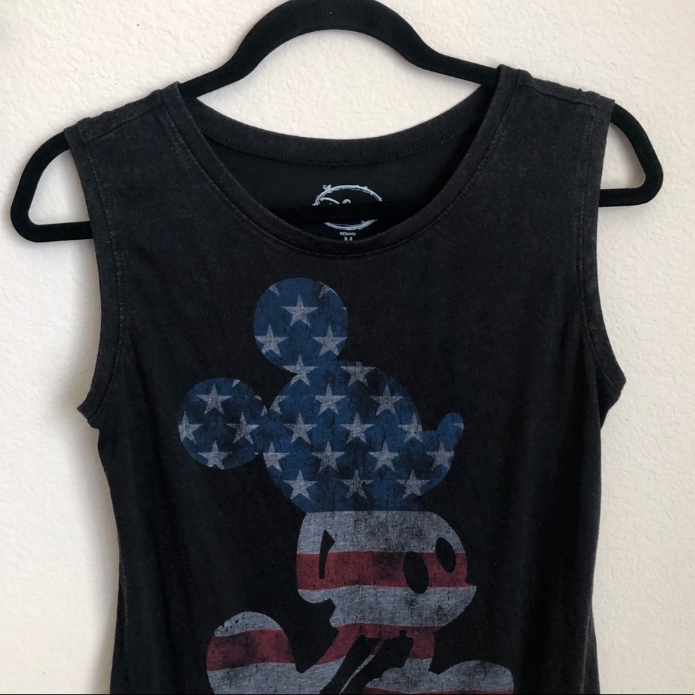 DISNEY SLEEVELESS T SHIRT SIZE MEDIUM